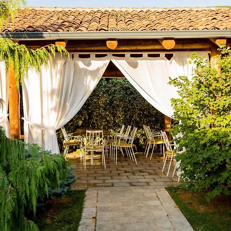 Casa Gace Hotel Korce Exterior foto