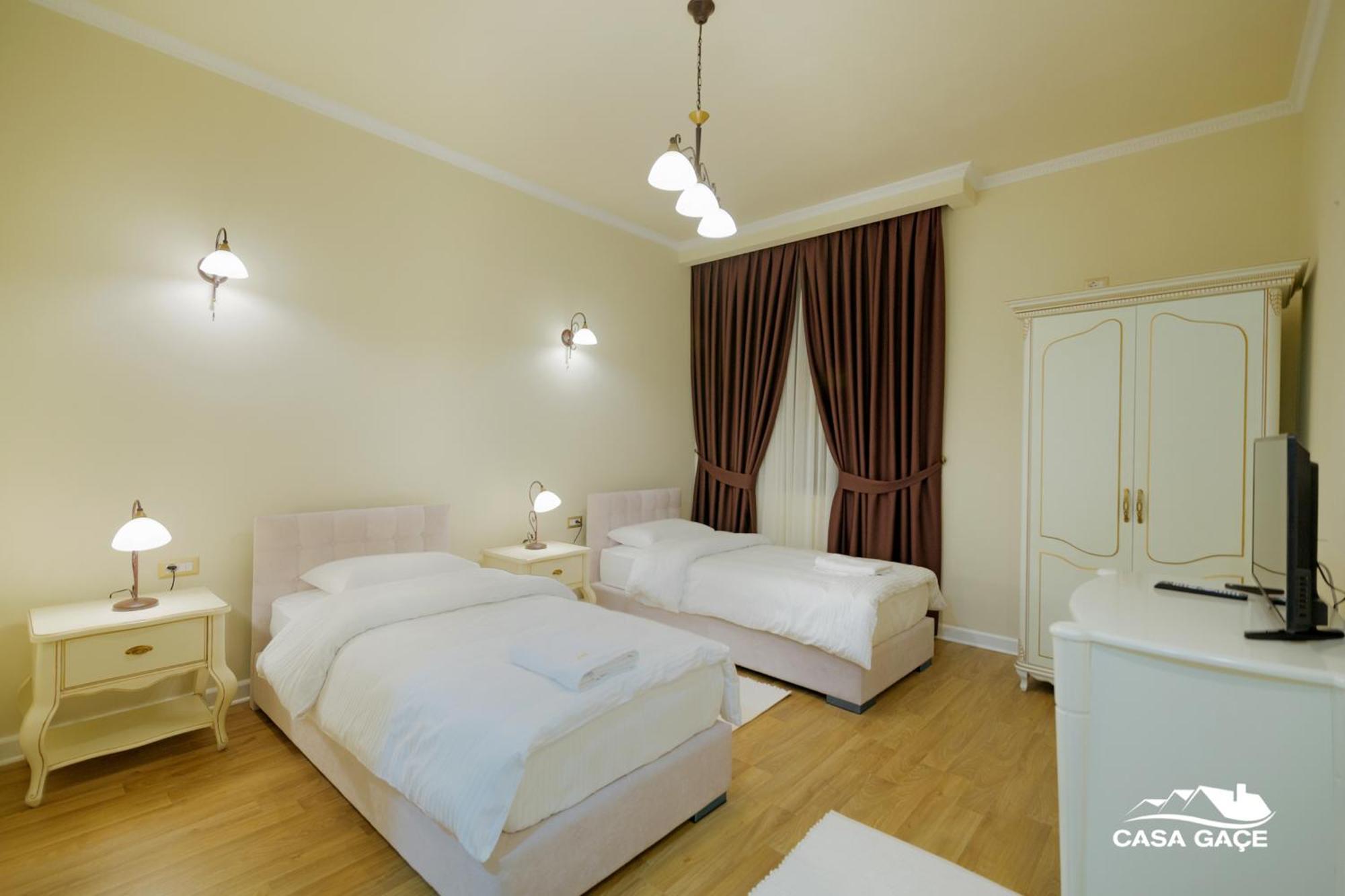 Casa Gace Hotel Korce Exterior foto