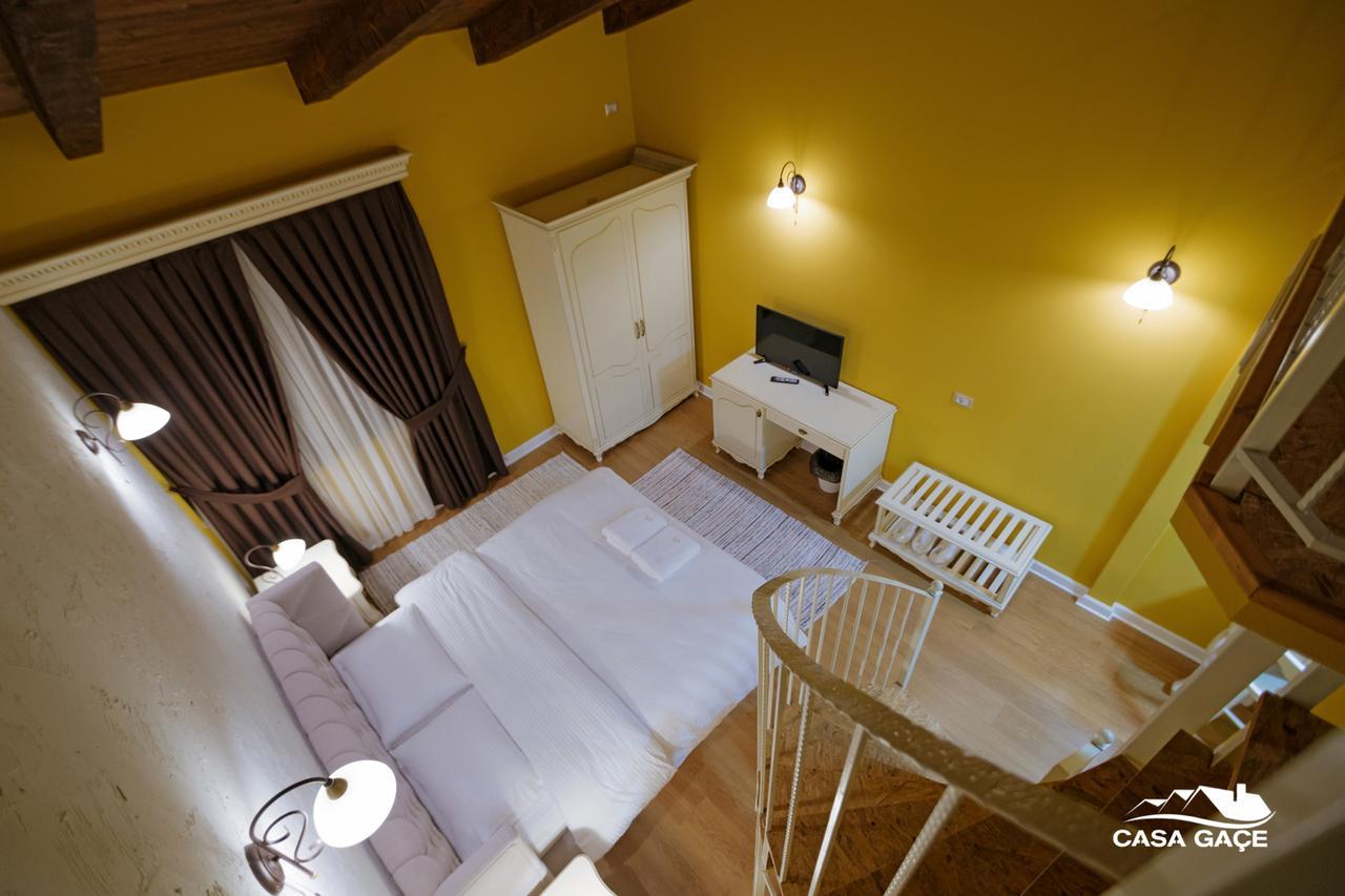 Casa Gace Hotel Korce Exterior foto